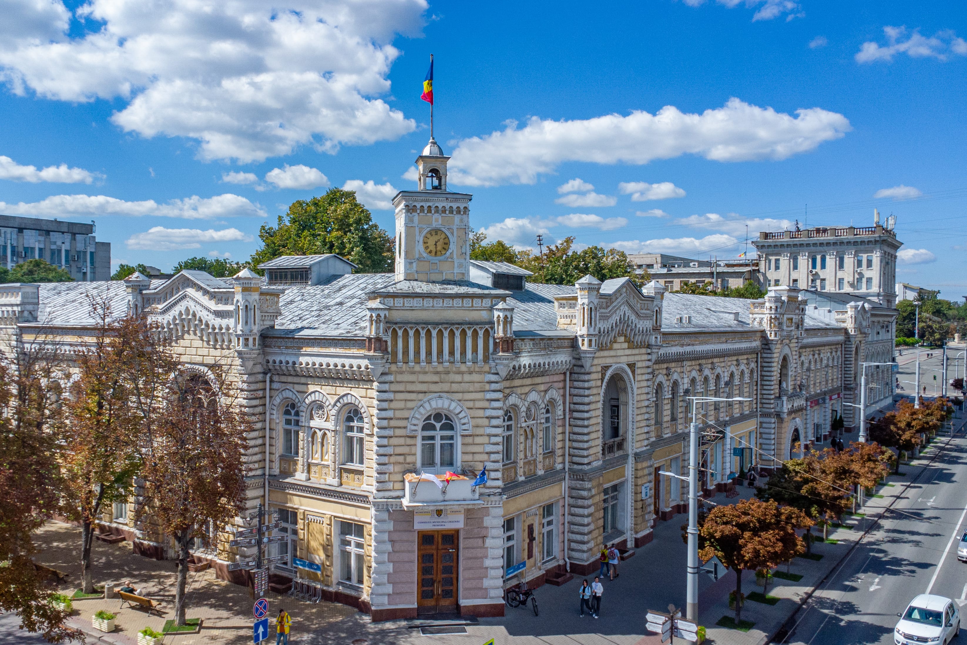 Consiliul_Municipal_Chișinău_(cropped) (1)