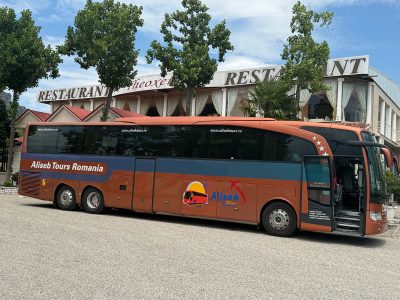 inchirieri-autocare-transport-persoane-2