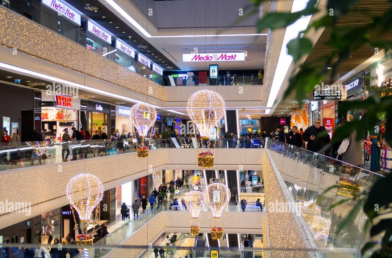 istanbul-turkey-jan-12-2020-istanbul-turkey-jan-12-2020-interior-of-istanbul-sapphire-mall-during-christmas-time-istanbul-turkey-2ATNAXE